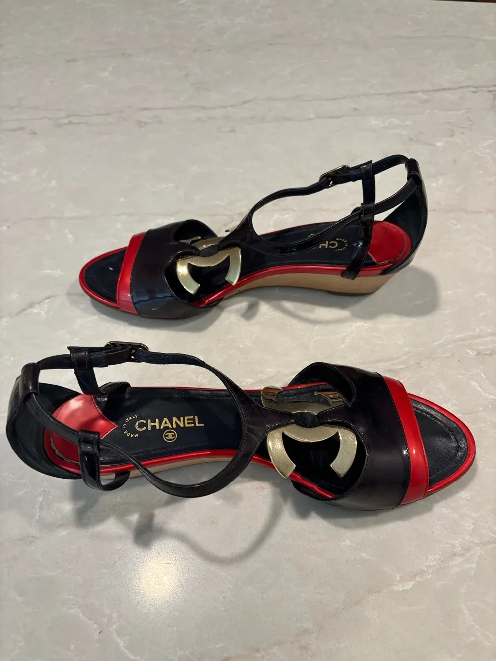 CHANEL Black and Red Patent Leather CC T-Strap Wedge